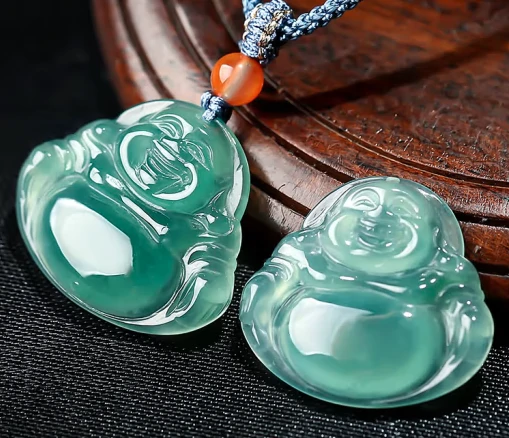 蓝水翡翠属于什么档次?品质与价格如何？