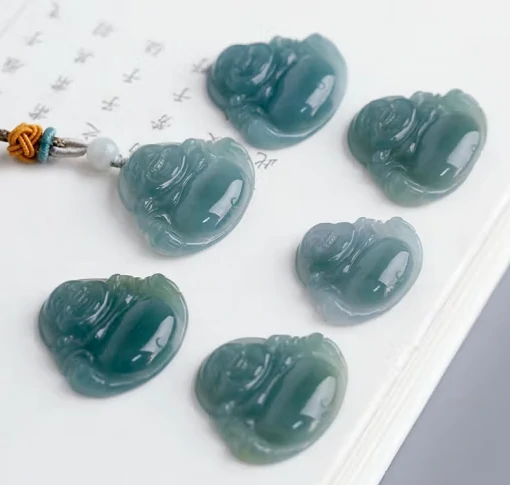 油青种翡翠属于什么档次?油青种翡翠鉴定解析