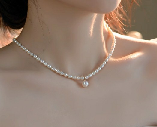 珍珠多少钱一克?不同类型珍珠的价格比较