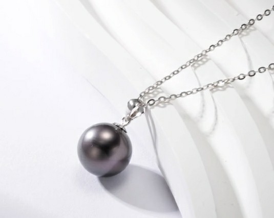 淡水珍珠有核贵还是无核贵?不同淡水珍珠价格解读